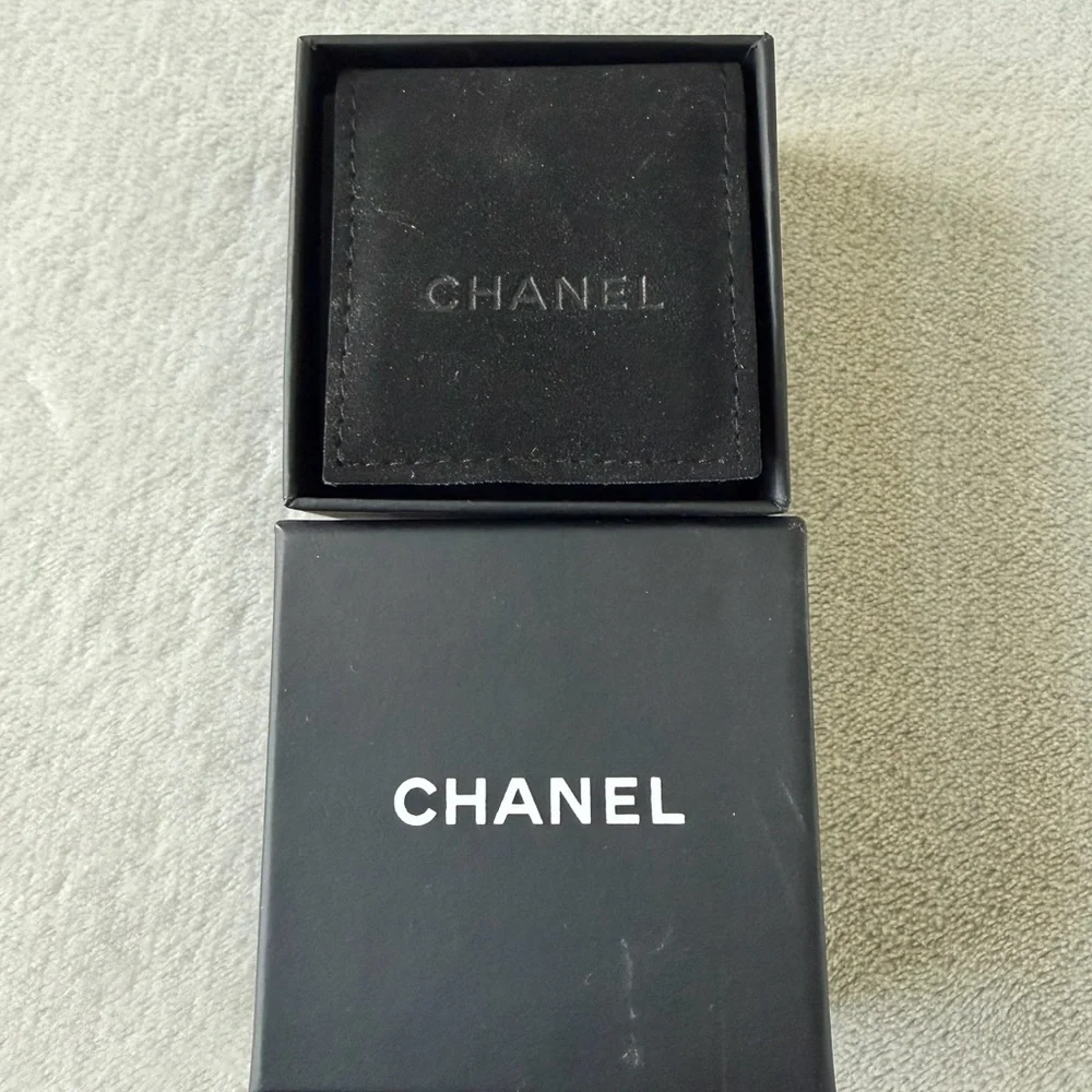 CHANEL Silver & Crystal CC Earrings - Picture 9 of 9